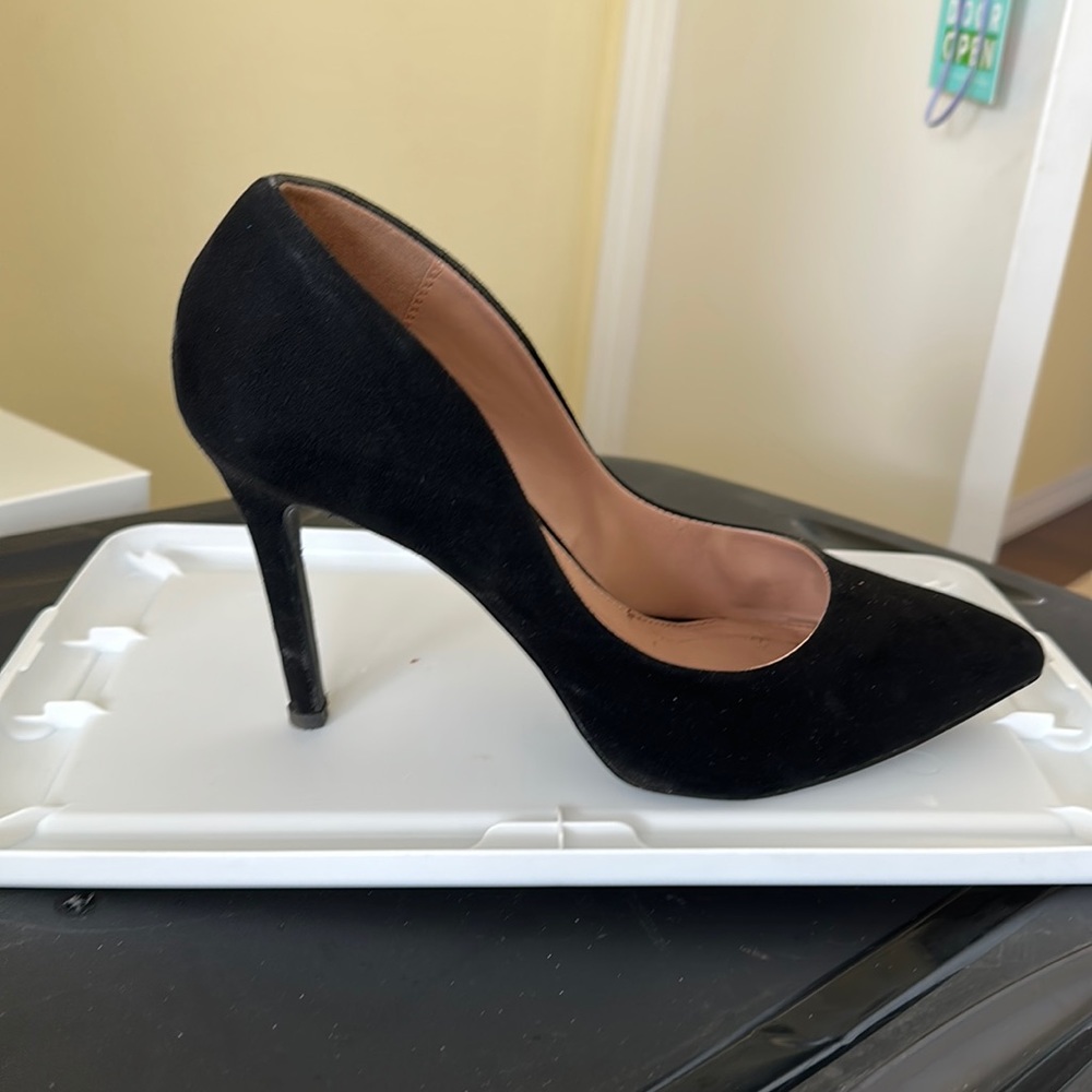 Black Abound  heels